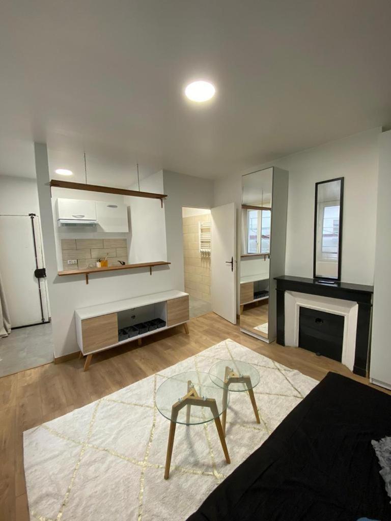Studio Equipe, Lumineux A Paris Exteriör bild